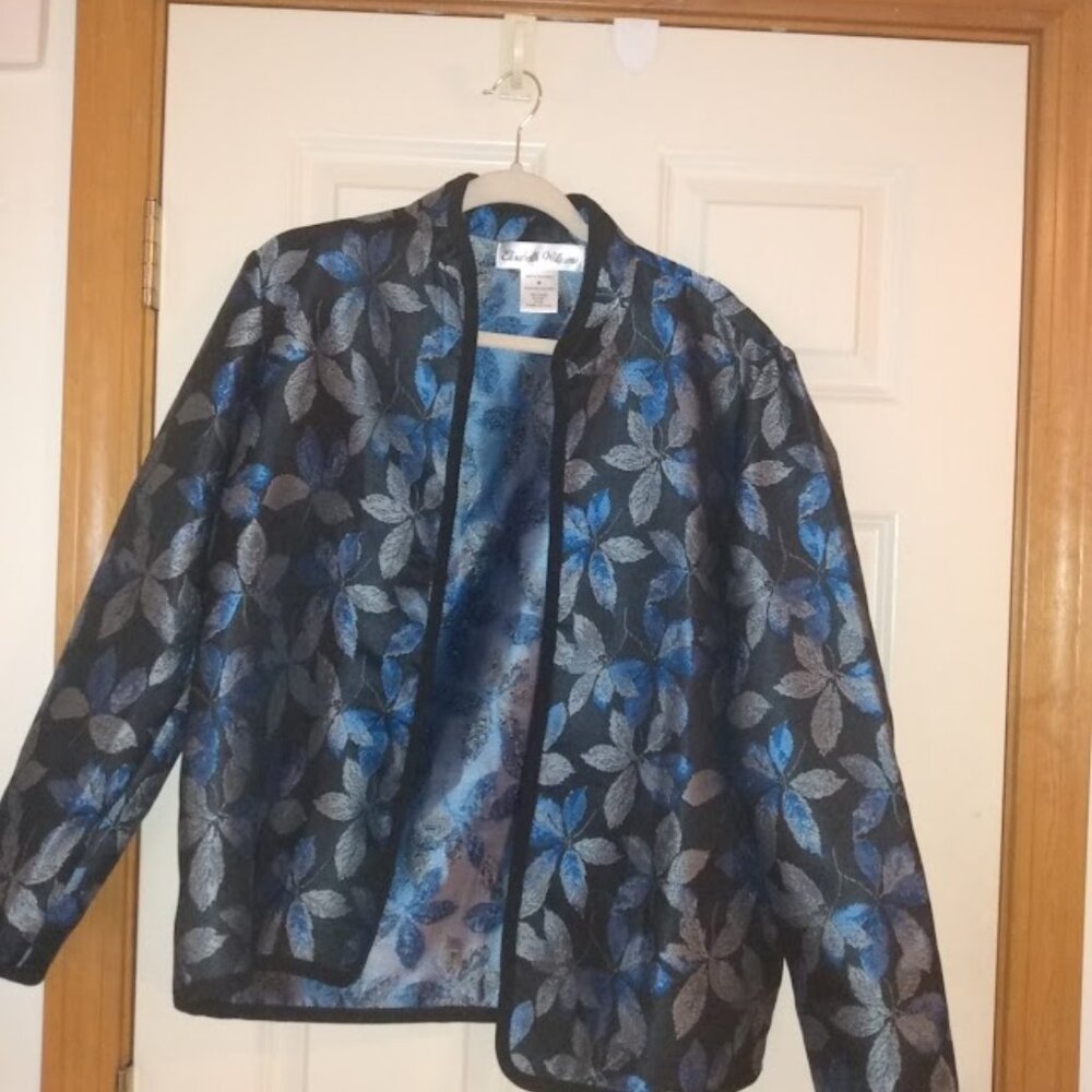 Elizabeth Williams: Woman's black/blue Tapestry jacket with open front. Size M.